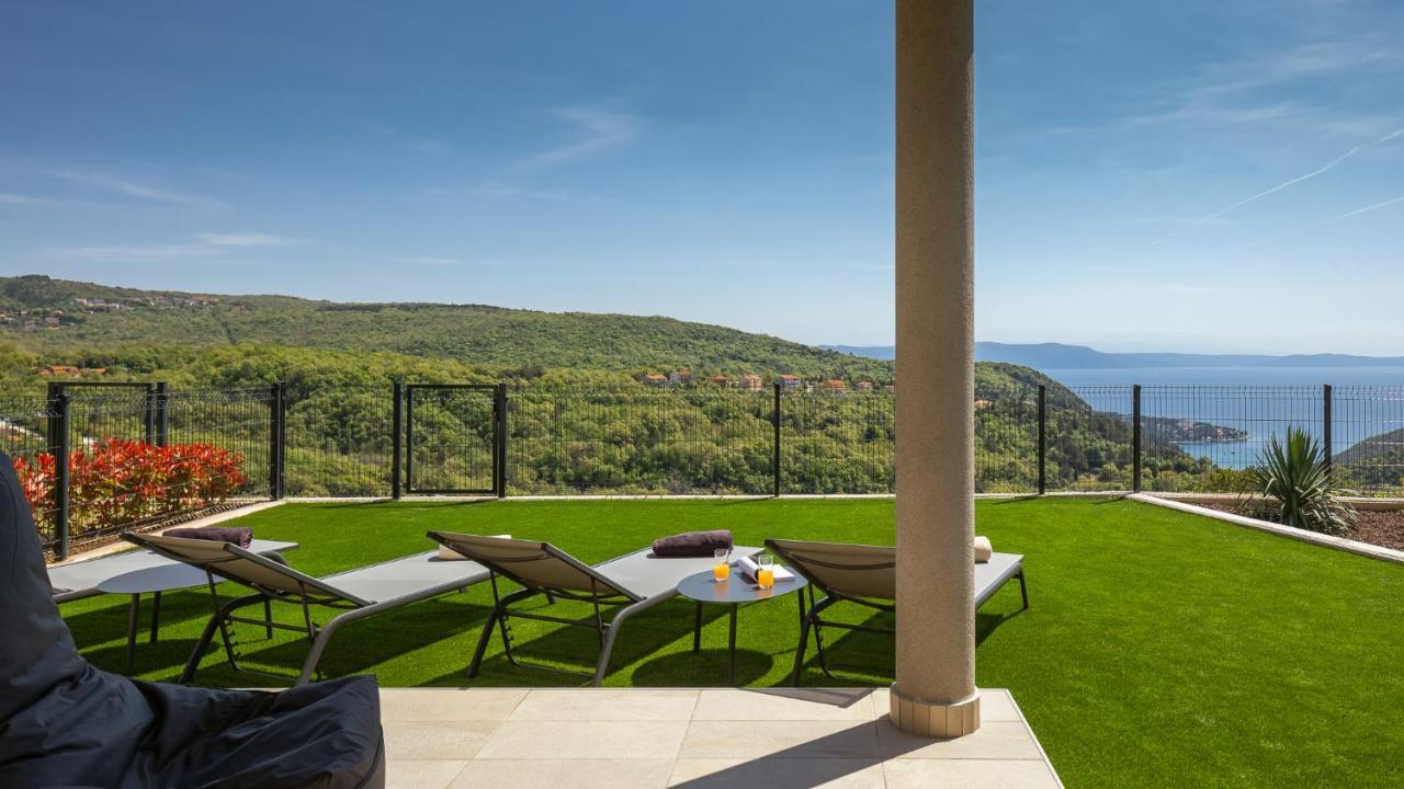 Royal Hilltop Residence Labin  Exterior photo